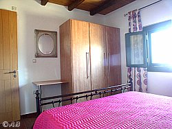 Schlafzimmer Stein-Villa 3 Mochlos